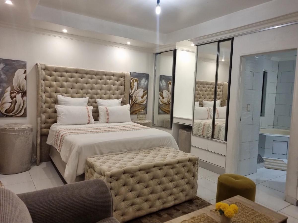 Sheadore Lodge And Beauty Spa Roodepoort Ngoại thất bức ảnh